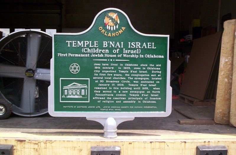 Temple B'Nai Israel Marker image. Click for full size.