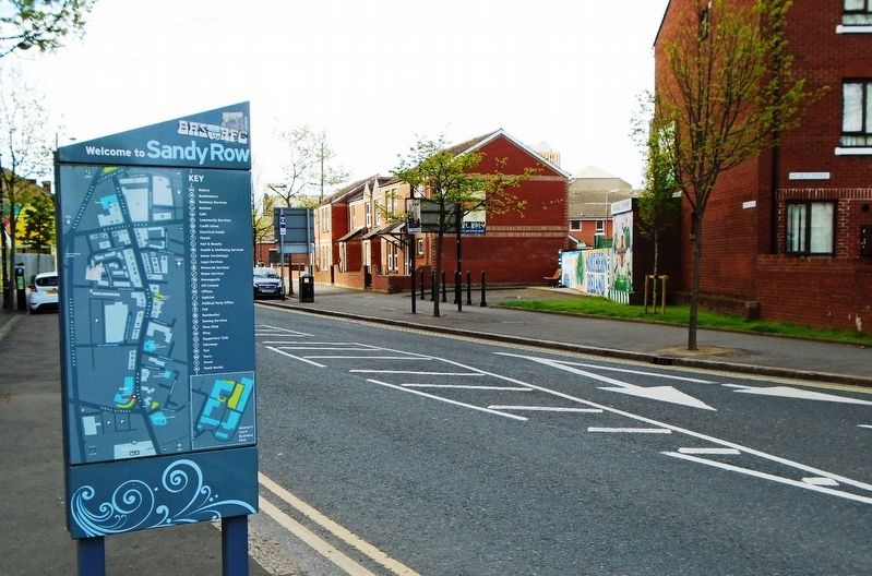 Welcome/Directional Sign Along Sandy Row image. Click for full size.