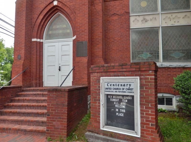 Centenary Reformed Church Marker<br>(<i>wide view � marker visible just right of entrance</i>) image. Click for full size.