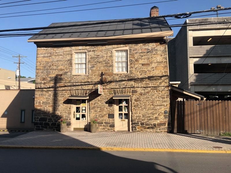 The Old Stone House image. Click for full size.