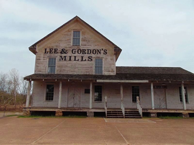 Lee and Gordon's Mill image. Click for full size.