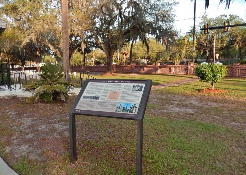 A National Cemetery System Marker <br>(<i>wide view • looking southeast toward Boundary Street</i>) image. Click for full size.