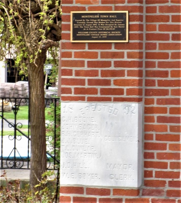 Montpelier Town Hall Marker image. Click for full size.