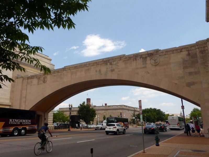 Seaman A. Knapp Memorial Arch. Click for full size. Seaman A. Knapp Memorial Arch image. Click for full size.