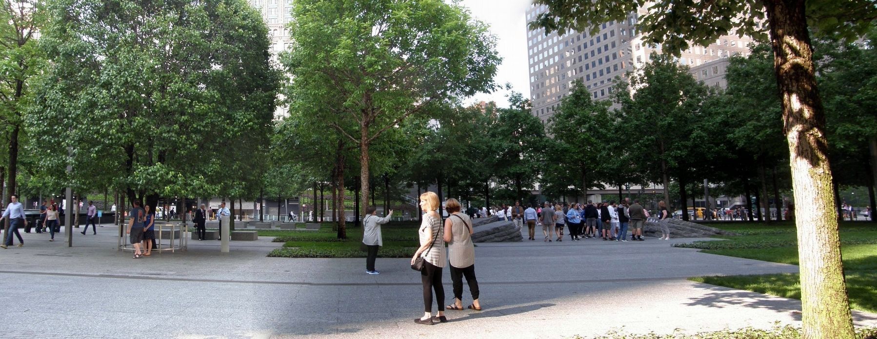 Memorial Glade, north entrance. Click for full size. Memorial Glade, north entrance image. Click for full size.