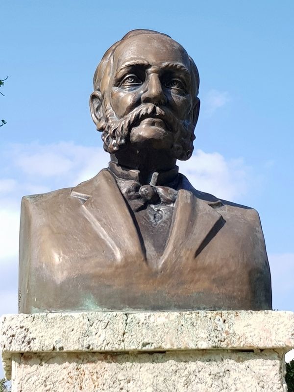The bust of Carlos J. Finlay image. Click for full size.