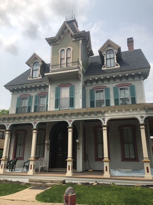 Robert L. Dartt House. Click for full size. Robert L. Dartt House image. Click for full size.