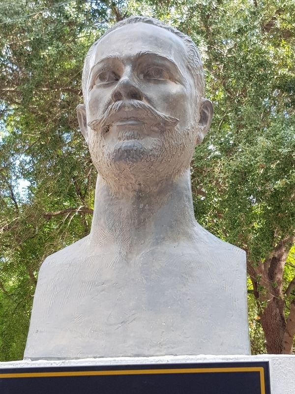 General Antonio Maceo Marker bust by Tony Lσpez. Click for full size. General Antonio Maceo Marker bust by Tony Lσpez image. Click for full size.