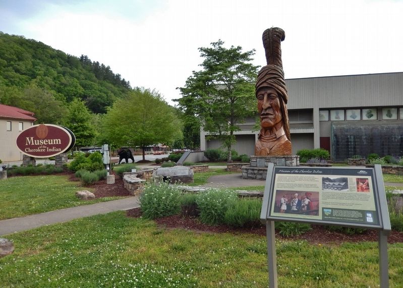 Museum Cherokee Indian Marker<br>(<i>wide view  Sequoyah sculpture & museum entrance behind</i>) image. Click for full size.