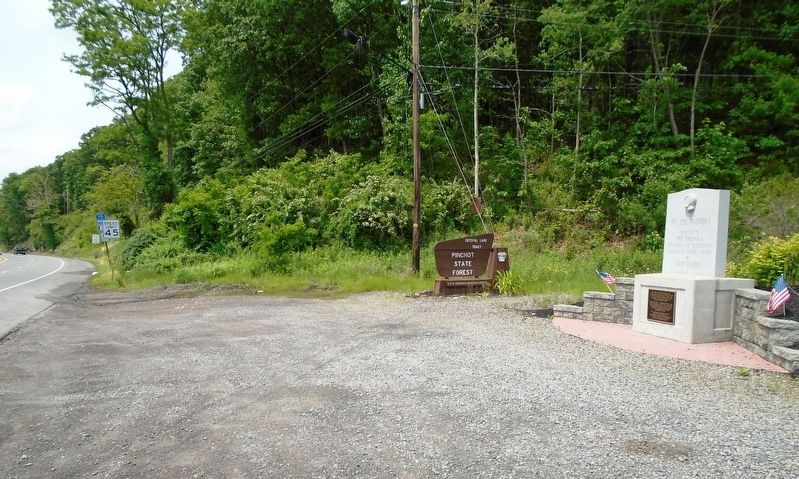 Mount Joe Palooka Monument and Marker image. Click for full size.