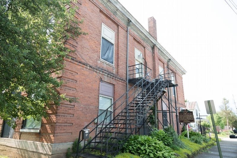 Union Township Town Hall and Marker image. Click for full size.