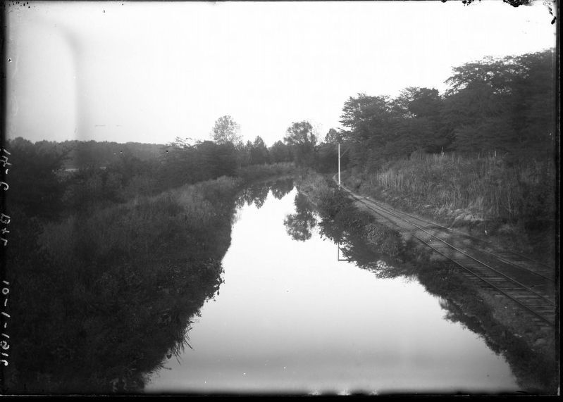 Miami and Erie Canal, Excello, Ohio image. Click for full size.