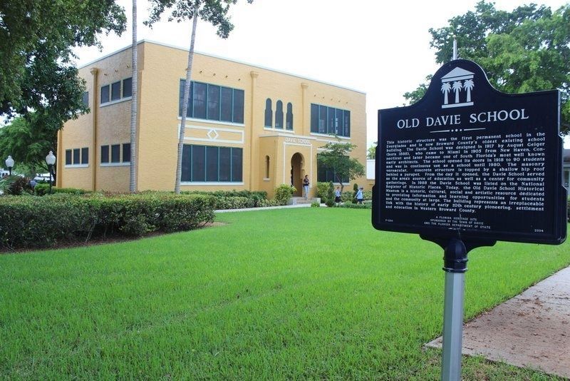 Old Davie School and Marker image. Click for full size.