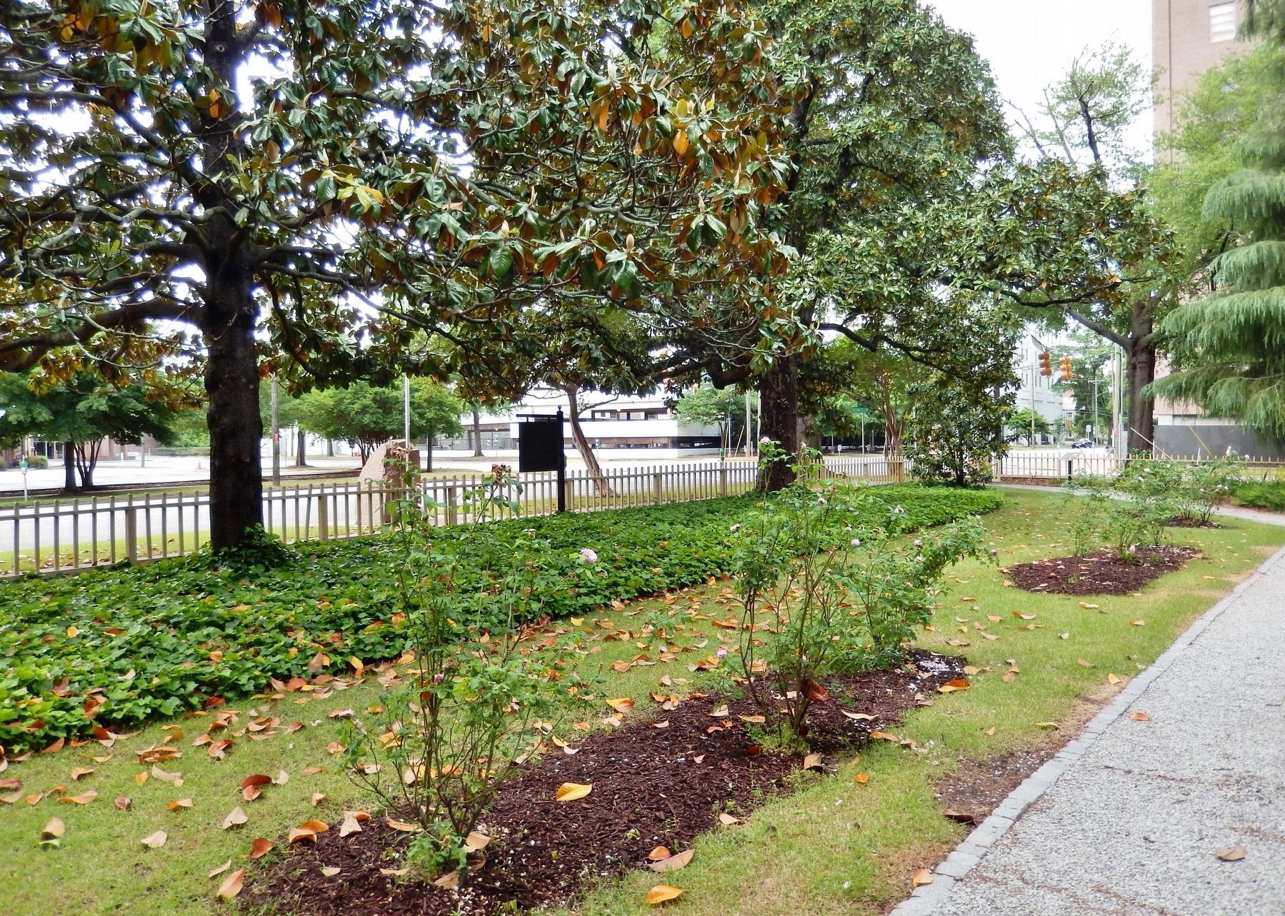Woodrow Wilson Family Home - Front Yard Garden (<i>view southwest from near marker</i>) image. Click for full size.