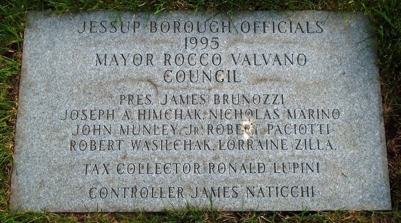 Veterans Memorial Borough Officials Marker image. Click for full size.