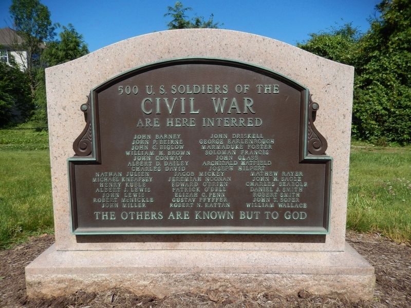 500 U.S. Soldiers of the Civil War are Here Interred Marker image. Click for full size.