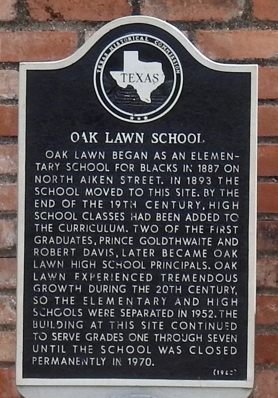 Oak Lawn School Texas Historical Marker image. Click for full size.