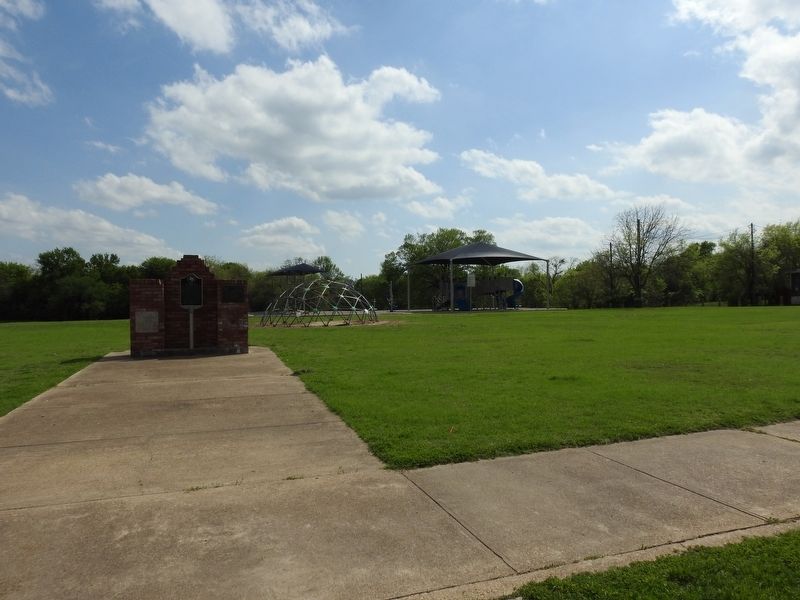 Oak Lawn School Marker vicinity image. Click for full size.