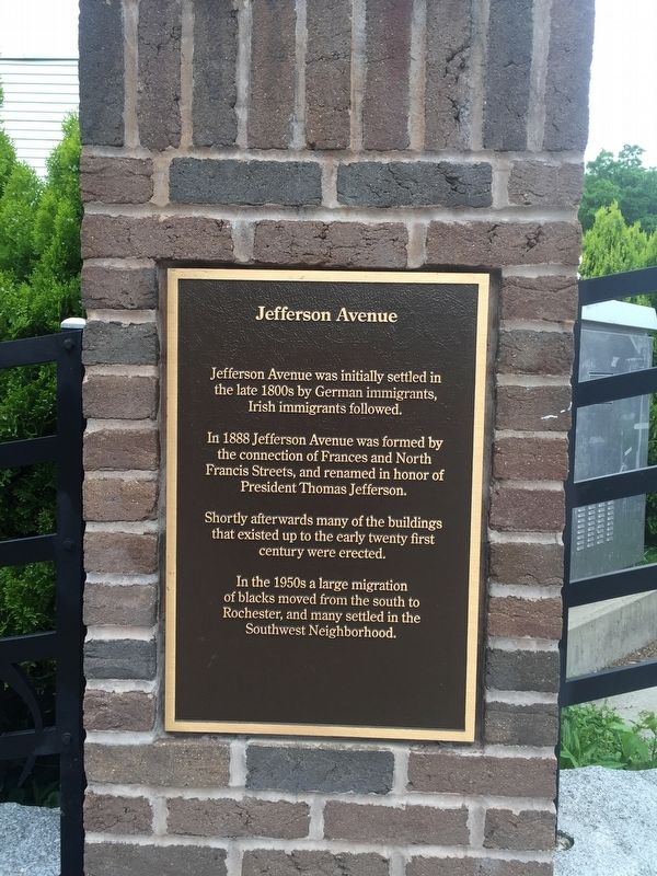 Jefferson Avenue Marker image. Click for full size.