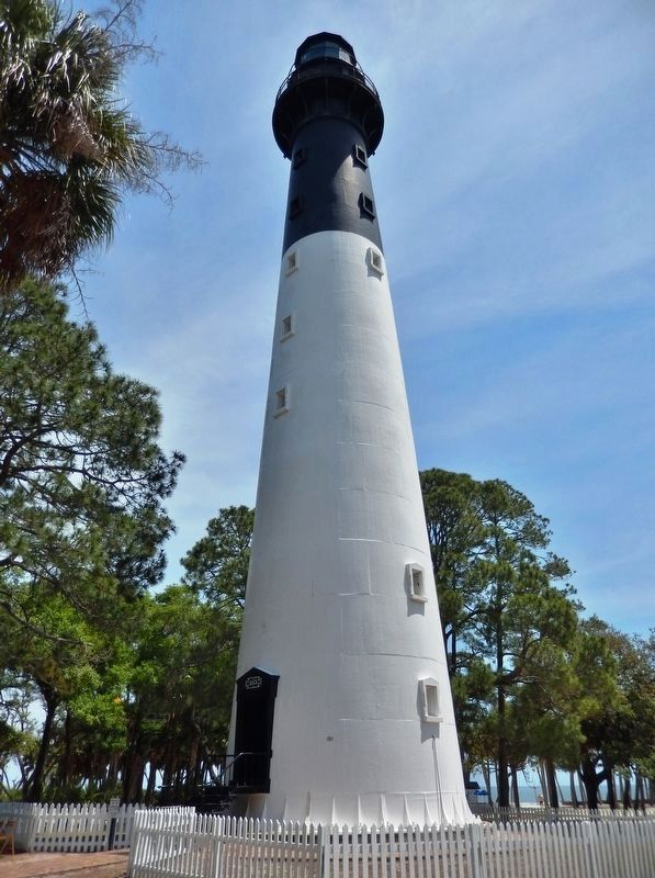 Hunting Island Light Station. Click for full size. Hunting Island Light Station image. Click for full size.