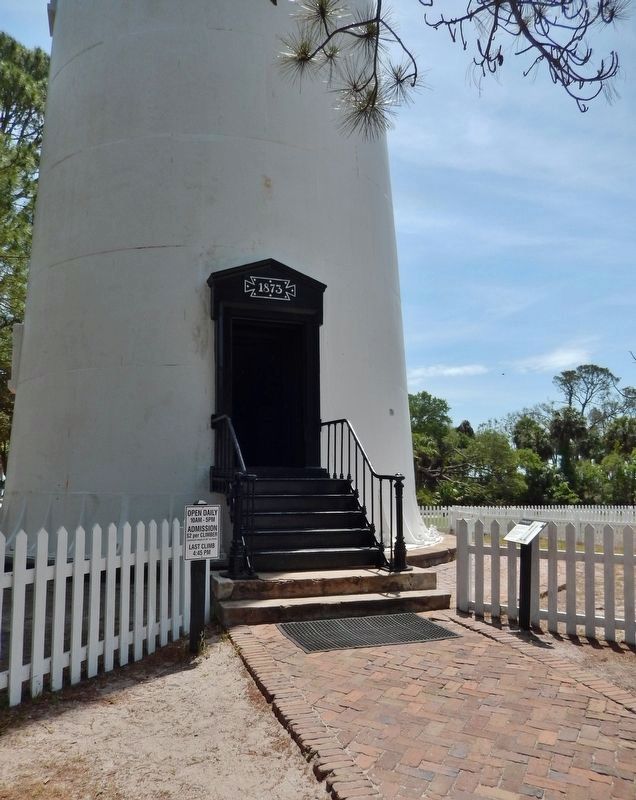 A Guiding Light Marker (<i>marker located direcly in front of lighthouse entrance</i>) image. Click for full size.