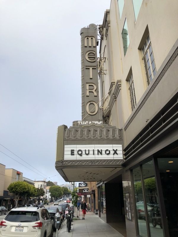 Metro Theater Building image. Click for full size.