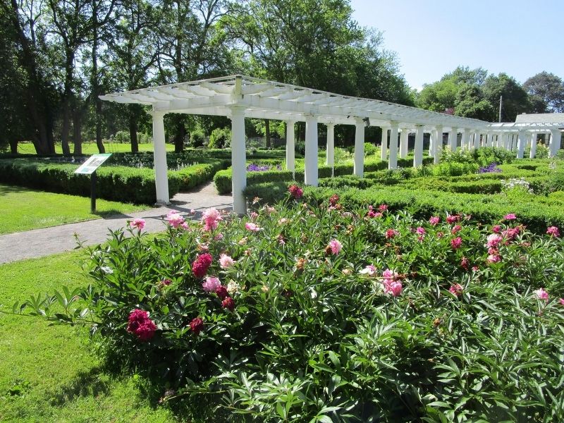 Old-Fashioned Garden & Marker. Click for full size. Old-Fashioned Garden & Marker image. Click for full size.