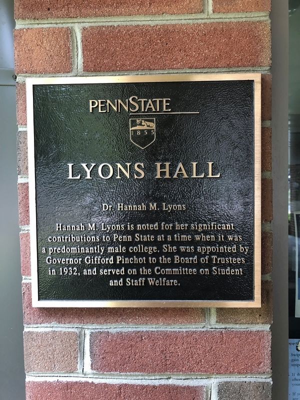 Lyons Hall Marker image. Click for full size.