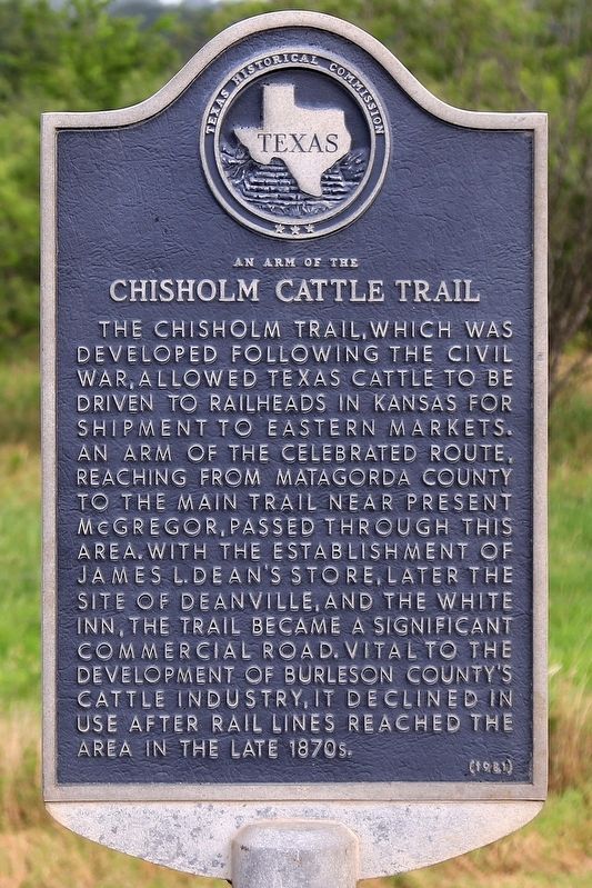 Chisholm Cattle Trail Marker image. Click for full size.