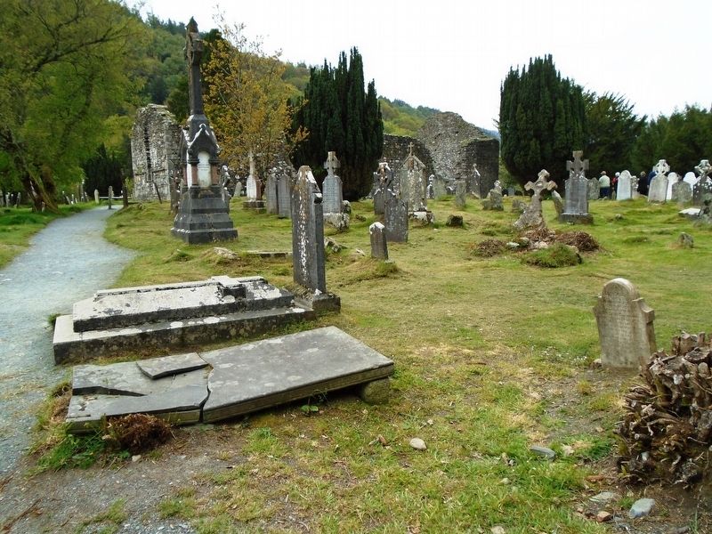 Rev<sup><u>d</u></sup> Edward Rowan Monument. Click for full size. Rev<sup><u>d</u></sup> Edward Rowan Monument image. Click for full size.