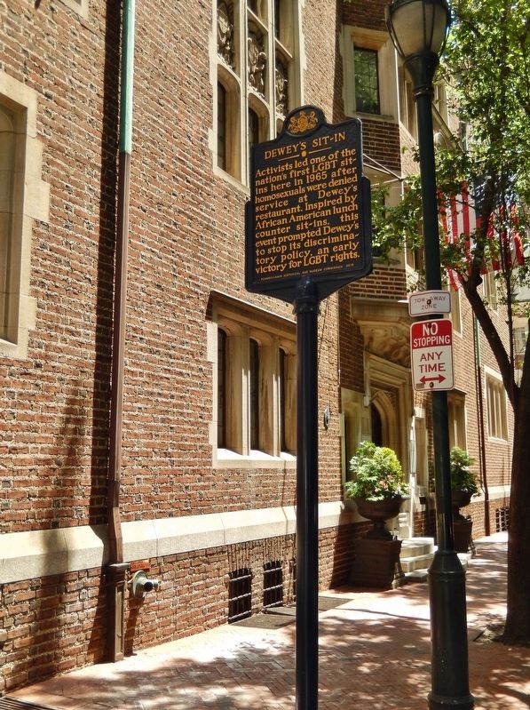 Dewey's Sit-in Marker<br>(<i>tall view from South 17th Street</i>) image. Click for full size.