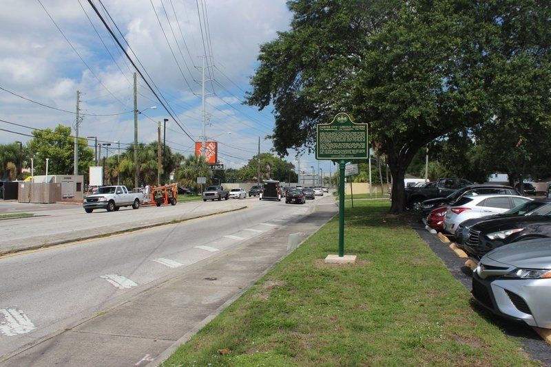 Carver City-Lincoln Gardens Marker looking west on Spruce Street from Dale Mabry Highway image. Click for full size.