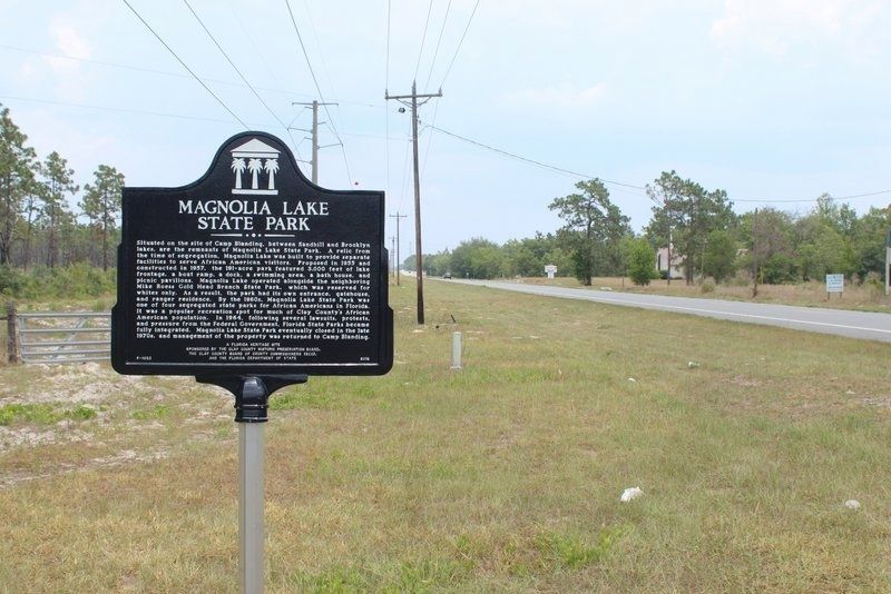 Magnolia Lake State Park Marker looking north on FL 21 image. Click for full size.