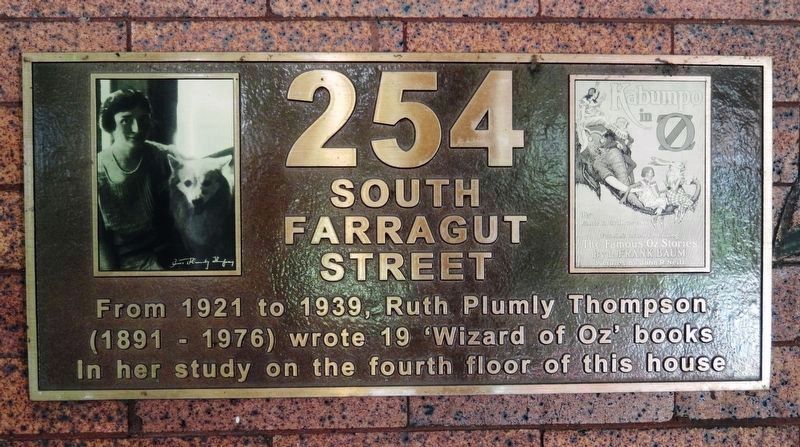 Ruth Plumly Thompson plaque<br>(<i>mounted just left of front door</i>) image. Click for full size.