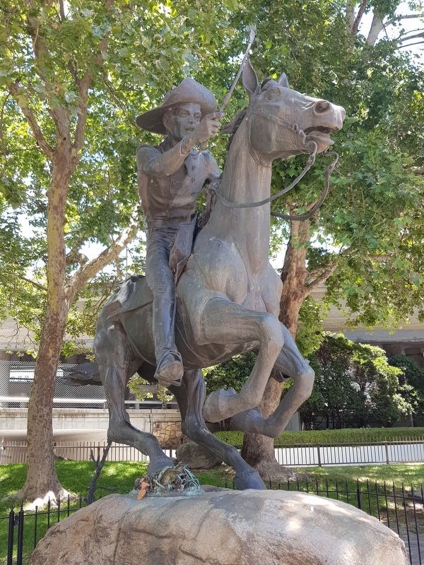 The Pony Express statue image. Click for full size.