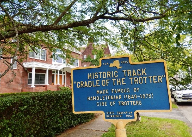 Historic Track Marker (<i>wide view looking south • Park Place in background on right</i>) image. Click for full size.