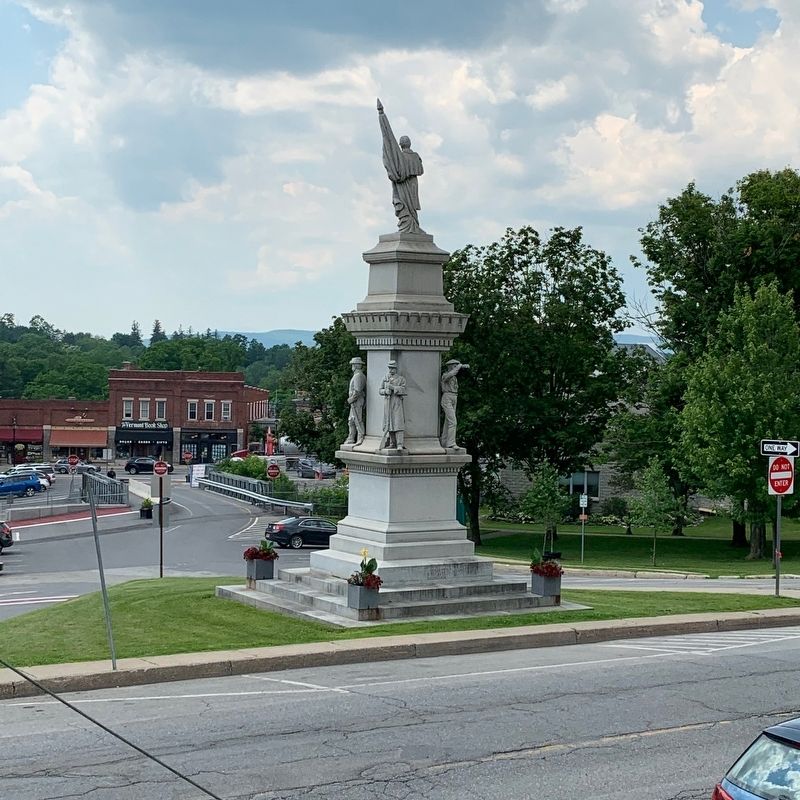 Middlebury Civil War Memorial image. Click for full size.