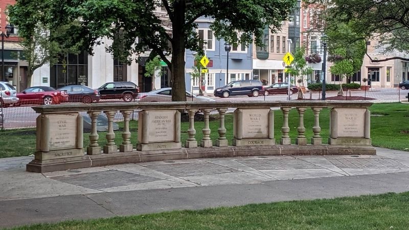 Elyria War Memorial image. Click for full size.