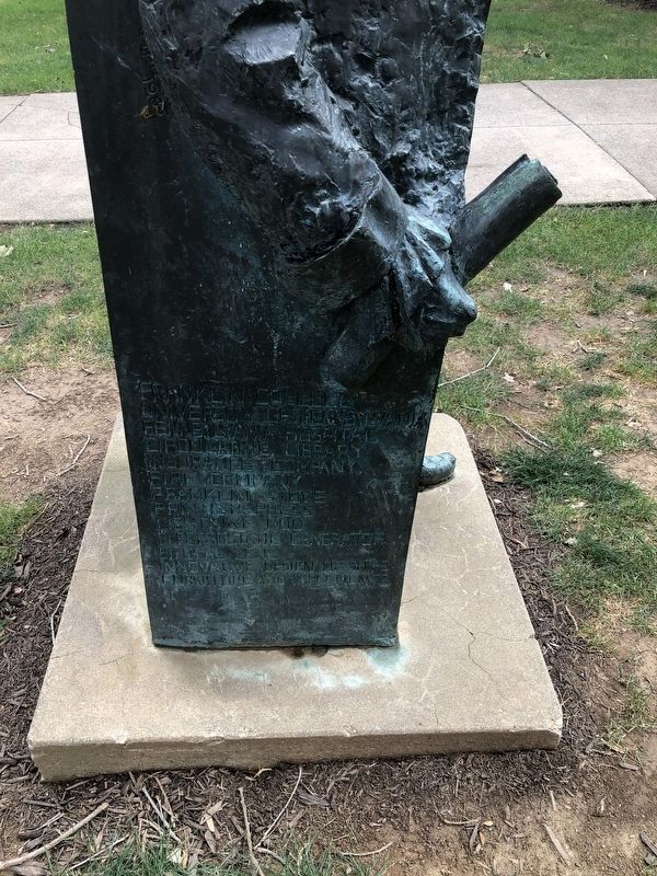 Benjamin Franklin Marker [Left side] image. Click for full size.