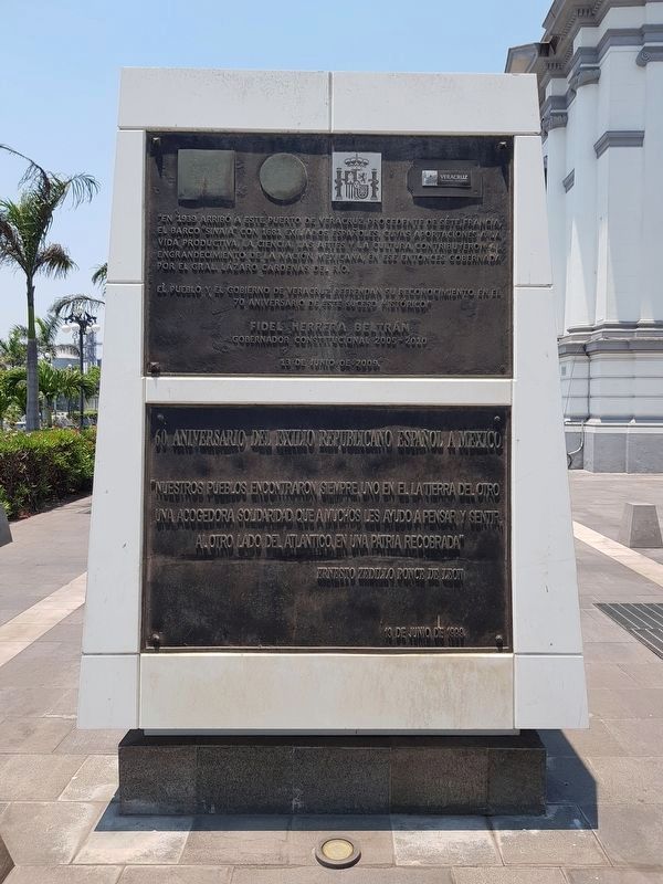 Monument to Spanish Exiles in Mexico Marker image. Click for full size.