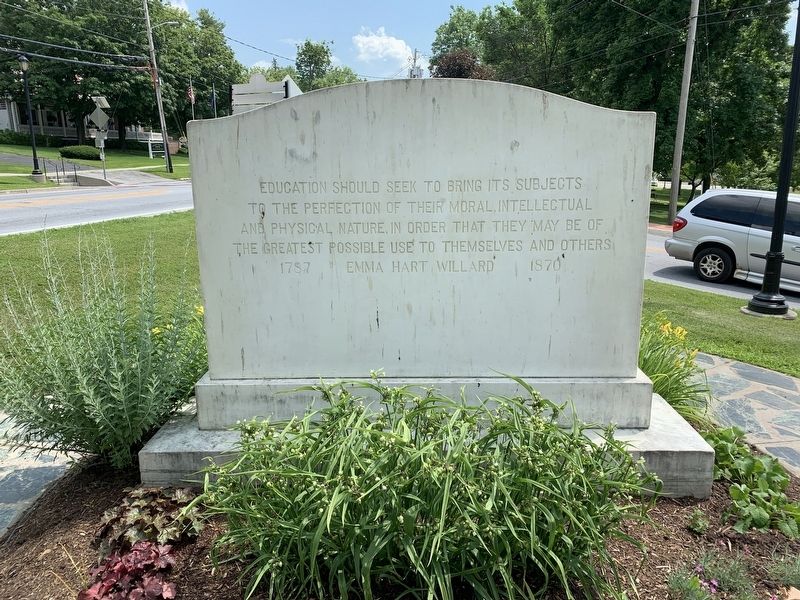 Rear Side of Marker. Click for full size. Rear Side of Marker image. Click for full size.