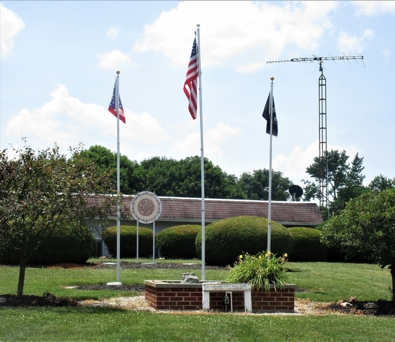 New Madison American Legion Monument image. Click for full size.