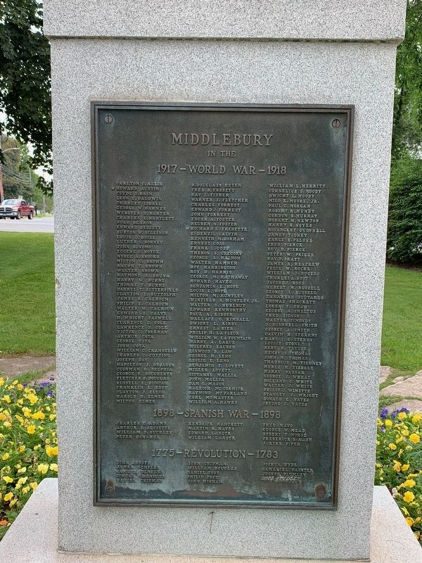 Middlebury War Memorial image. Click for full size.
