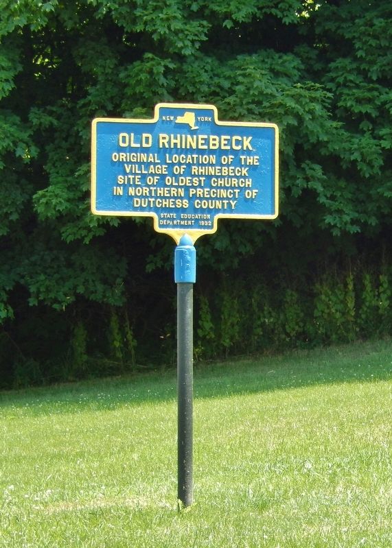 Old Rhinebeck Marker (<i>tall view looking northwest from U.S. Highway 9</i>) image. Click for full size.