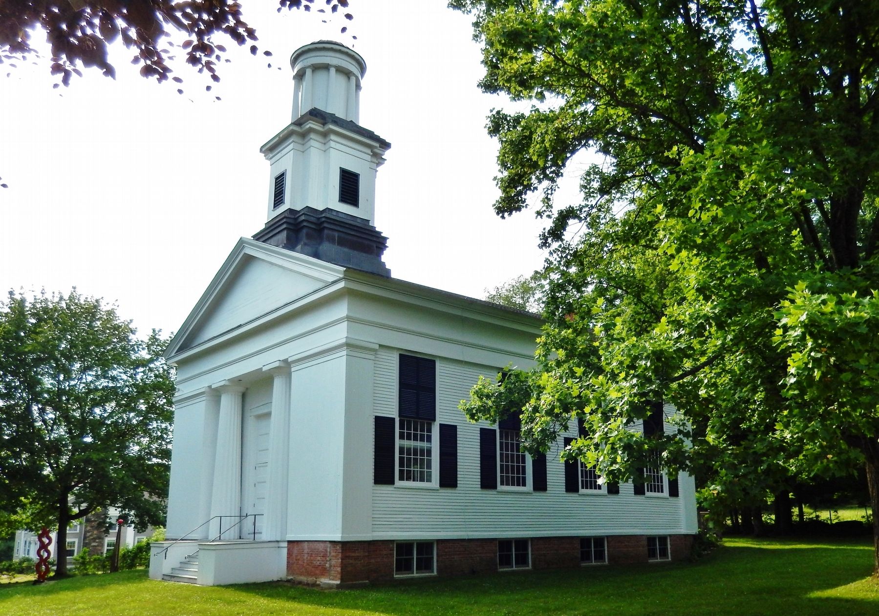 New Marlborough Meeting House (<i>southeast corner • view from near marker</i>) image. Click for full size.