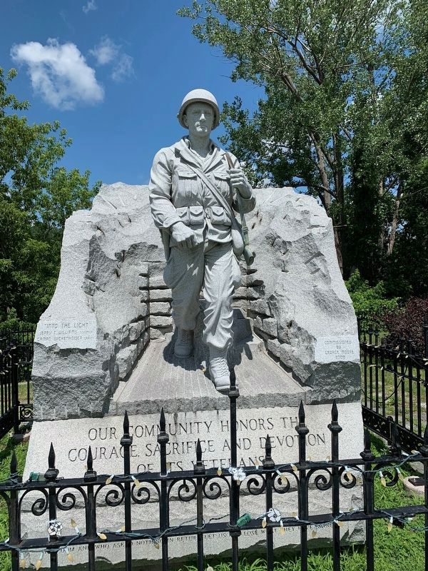Keeseville, New York War Memorial image. Click for full size.