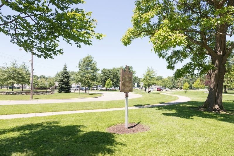 Lakewood Park and Marker image. Click for full size.