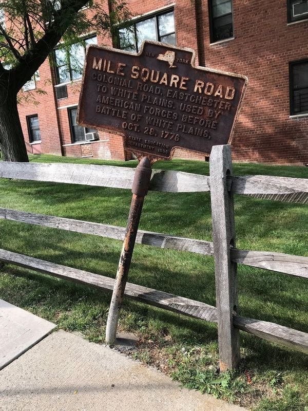 Mile Square Road Marker image. Click for full size.