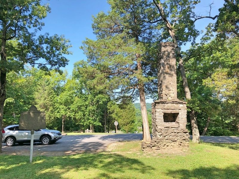 Patriot-Pioneer Marker at former home. image. Click for full size.