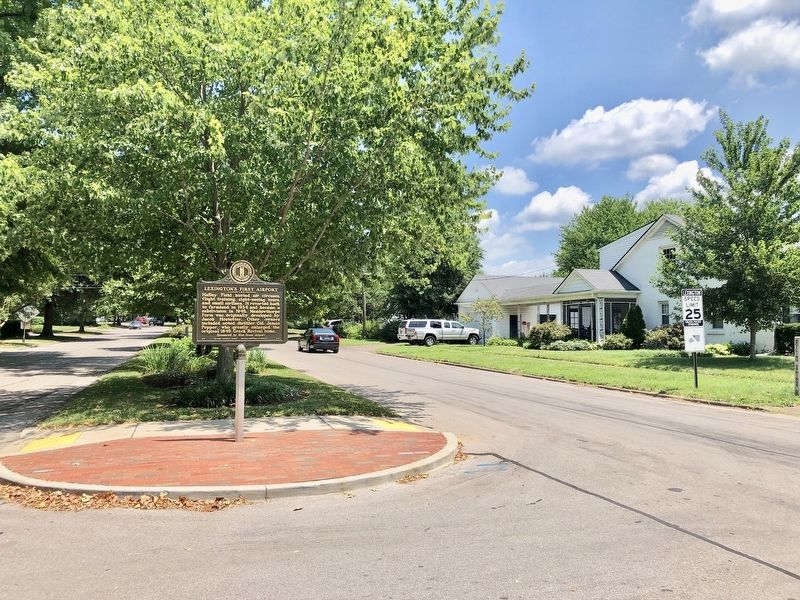 Looking into the Meadowthorpe neighborhood of Lexington.. Click for full size. Looking into the Meadowthorpe neighborhood of Lexington. image. Click for full size.